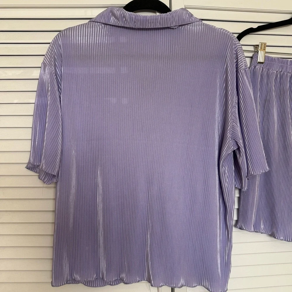 Purple Pleated Shirt and Shorts Set - Picture 7 of 7